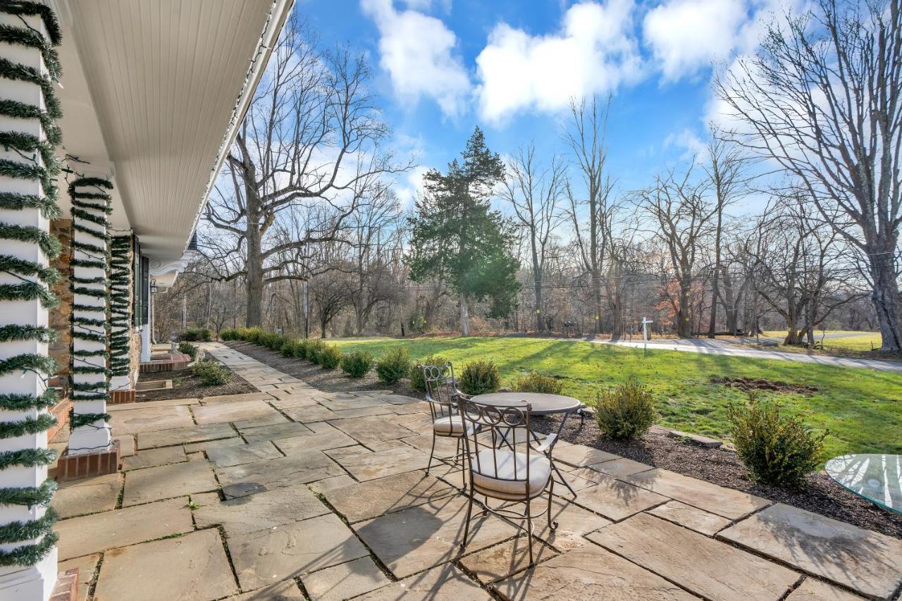 Chimney Hill Estate Inn Lambertville Exterior photo